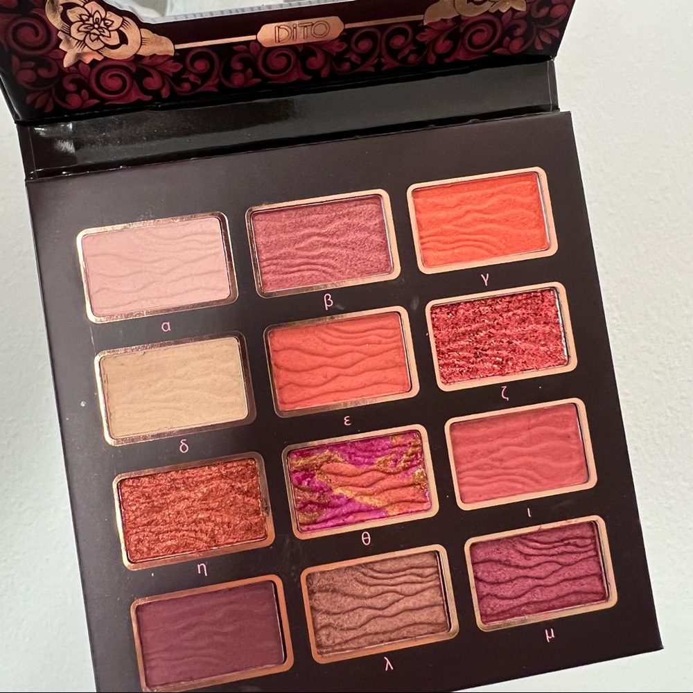 Dito Persephone eyeshadow